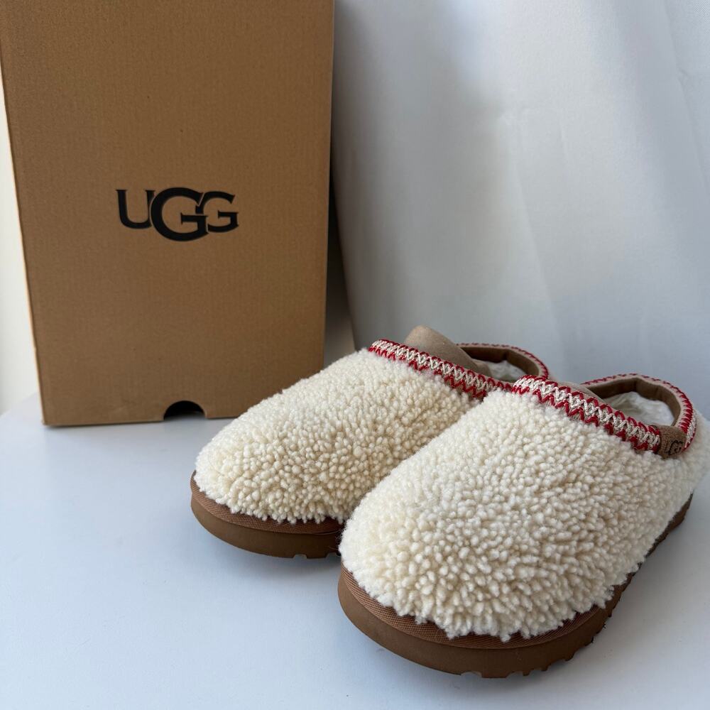 UGG (8) Tasman Maxi Curly Slippers Natural Sheepskin Sherpa Platform Clogs